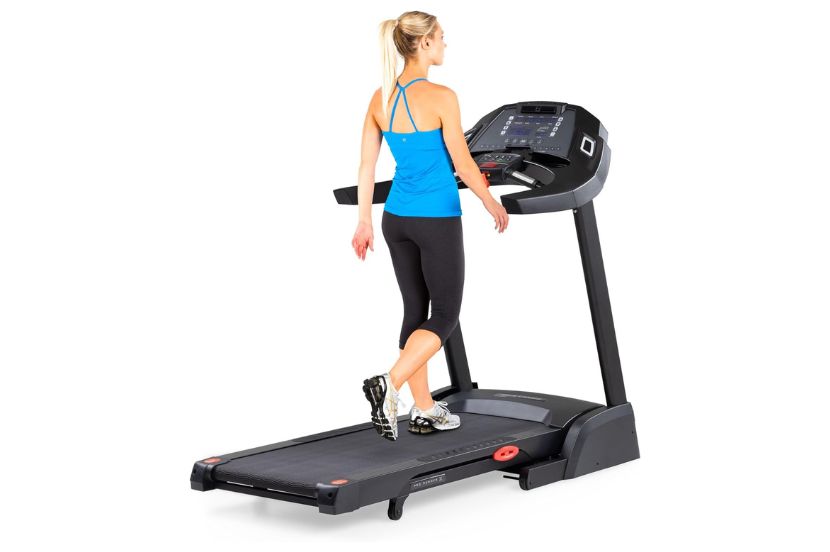 3G Cardio Pro Runner Treadmill
